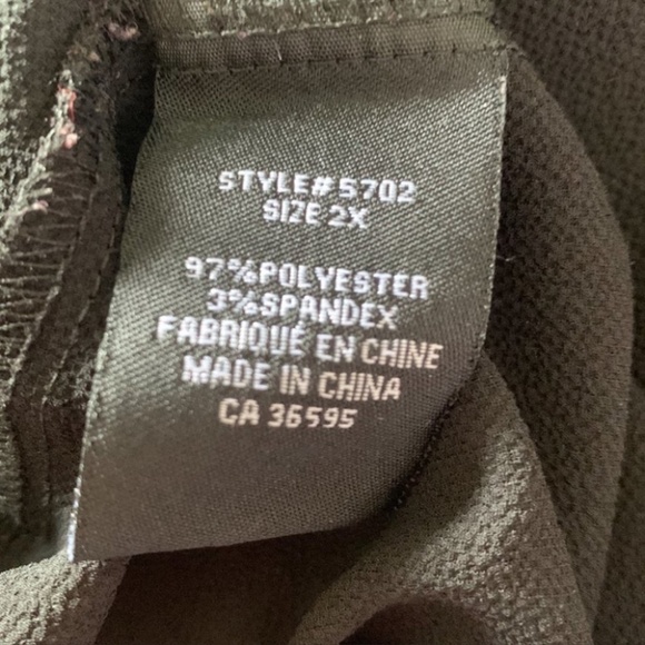 3/$30 Mandee Black bell 3/4 sleeve lace down sleeves semi sheer blouse - Picture 9 of 10